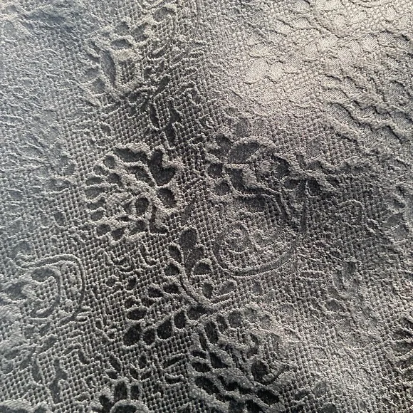 Tahari Skirt US2 - Picture 4 of 14